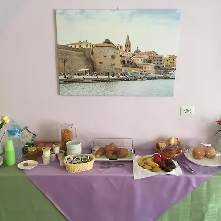 בית הארחה Leolu